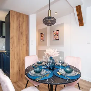 apartament-szewska-poznan.poznan-hotels.com/