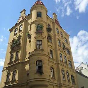 7th Heaven Center Vienna