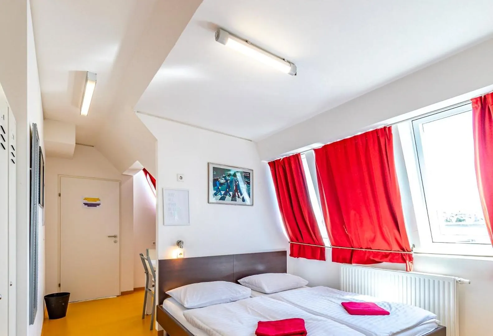 A&T Hotel & Hostel Viena 0*,