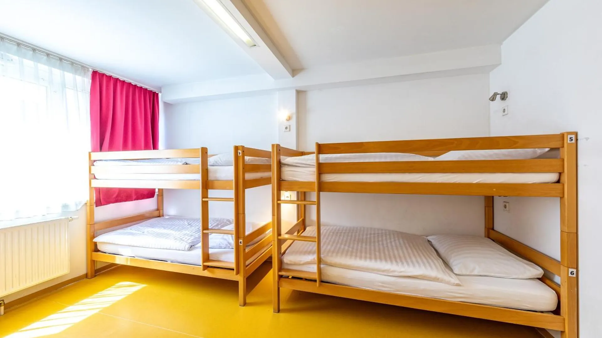 A&T Hotel & Hostel Viena